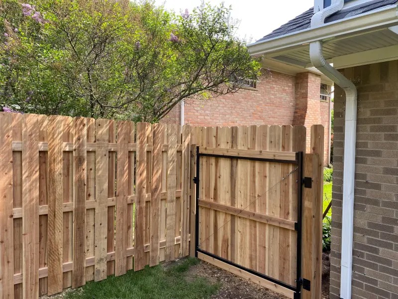 wood shadowbox fence services